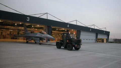 Hangar doors - Security - Jachtvliegtuigen met RC6 conform EN 1627